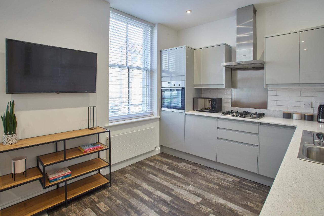 Host & Stay - Apartment One, Hudsons Yard House Whitby Ngoại thất bức ảnh