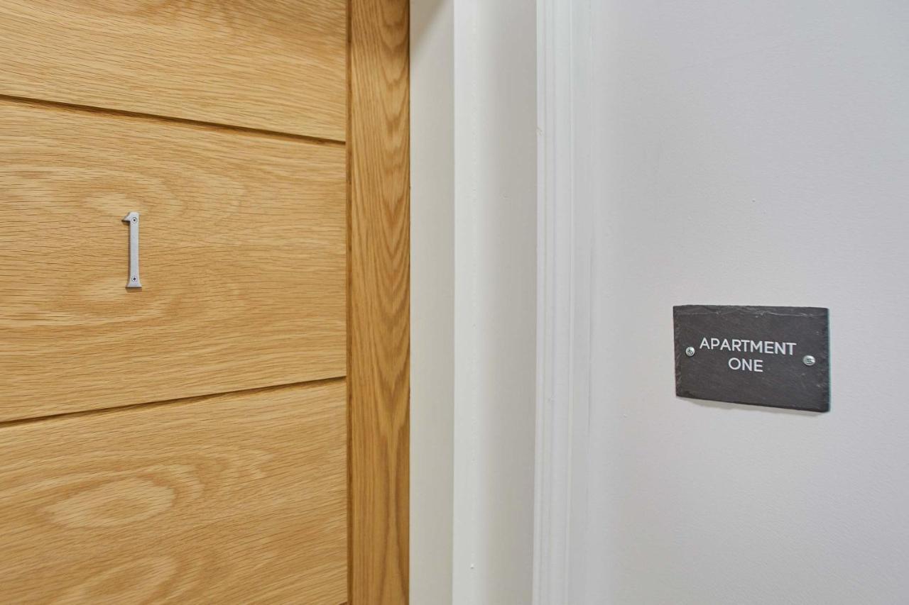 Host & Stay - Apartment One, Hudsons Yard House Whitby Ngoại thất bức ảnh