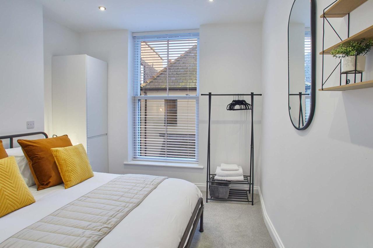 Host & Stay - Apartment One, Hudsons Yard House Whitby Ngoại thất bức ảnh